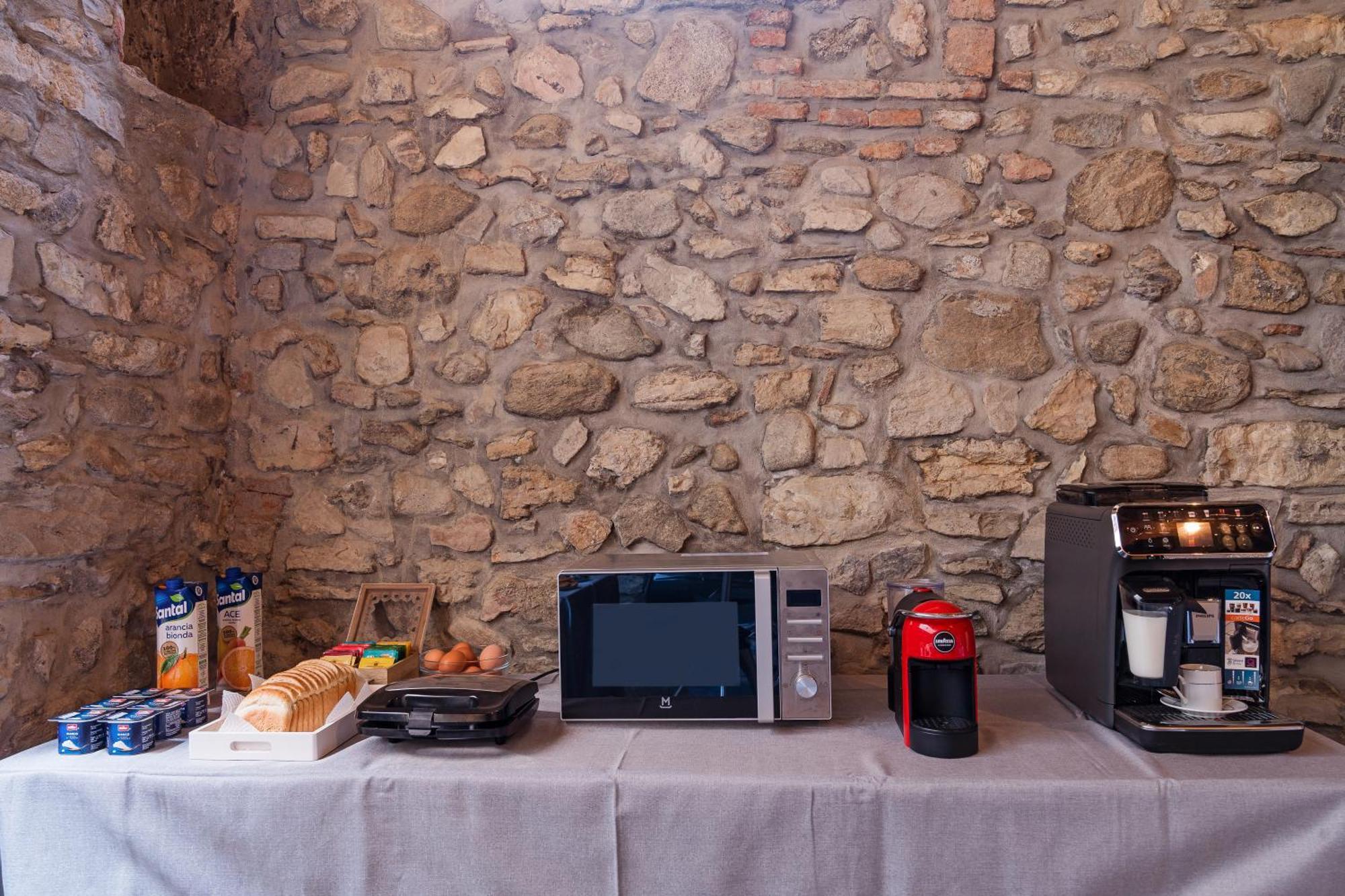 B&B La Corte And Home Restaurant - Free Parking - 10 Minutes To The Lake And Centre Como Dış mekan fotoğraf