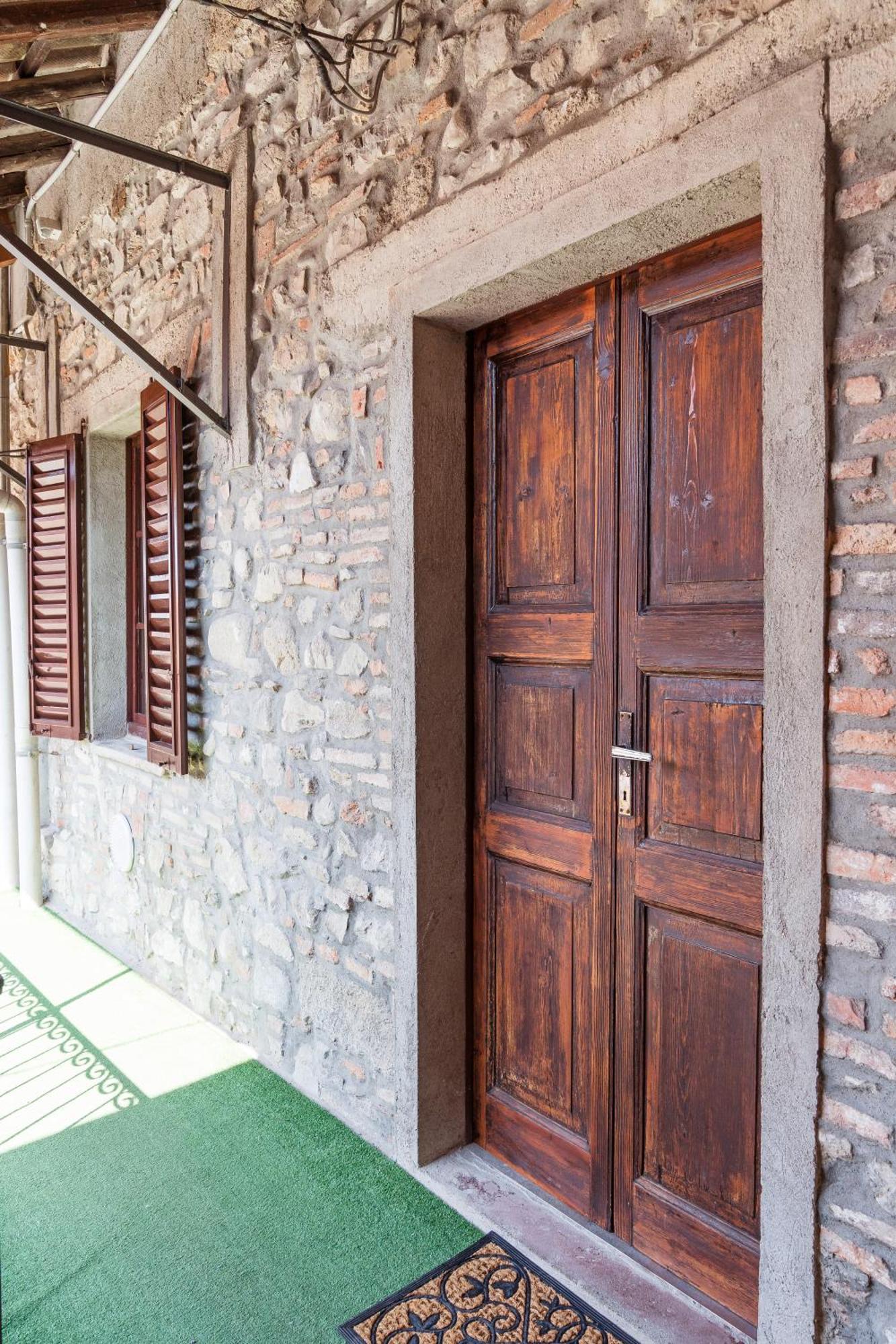 B&B La Corte And Home Restaurant - Free Parking - 10 Minutes To The Lake And Centre Como Dış mekan fotoğraf